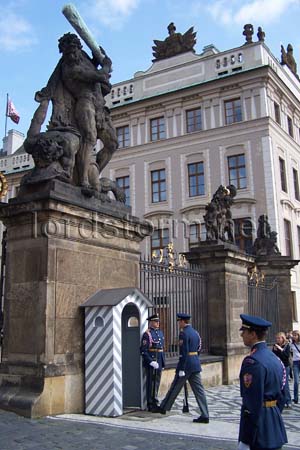 20070913cz32
